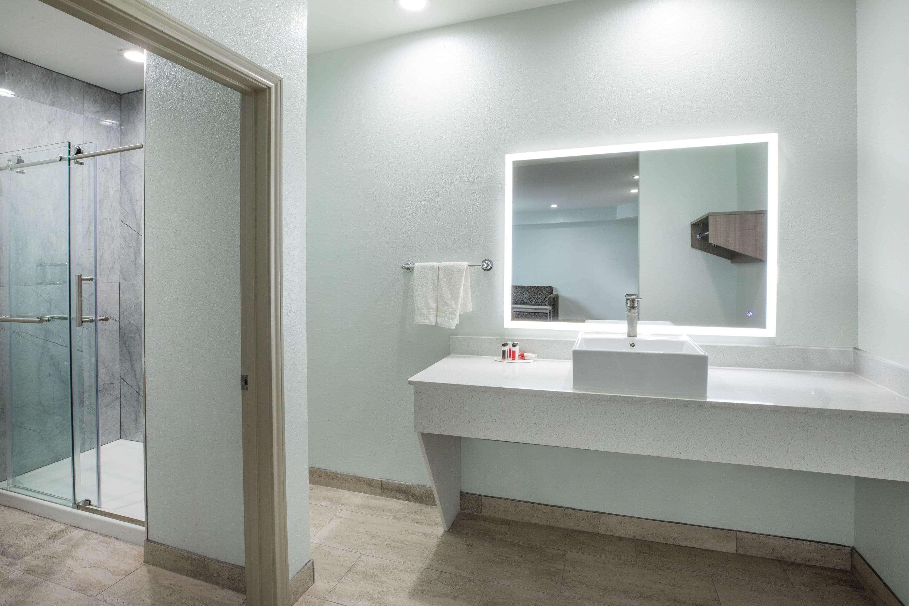 Super 8 By Wyndham Humble Houston Fallcreek Ngoại thất bức ảnh